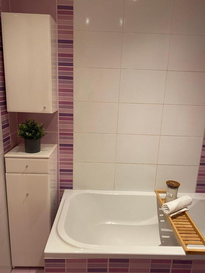 Satys Apartments オストラヴァ エクステリア 写真